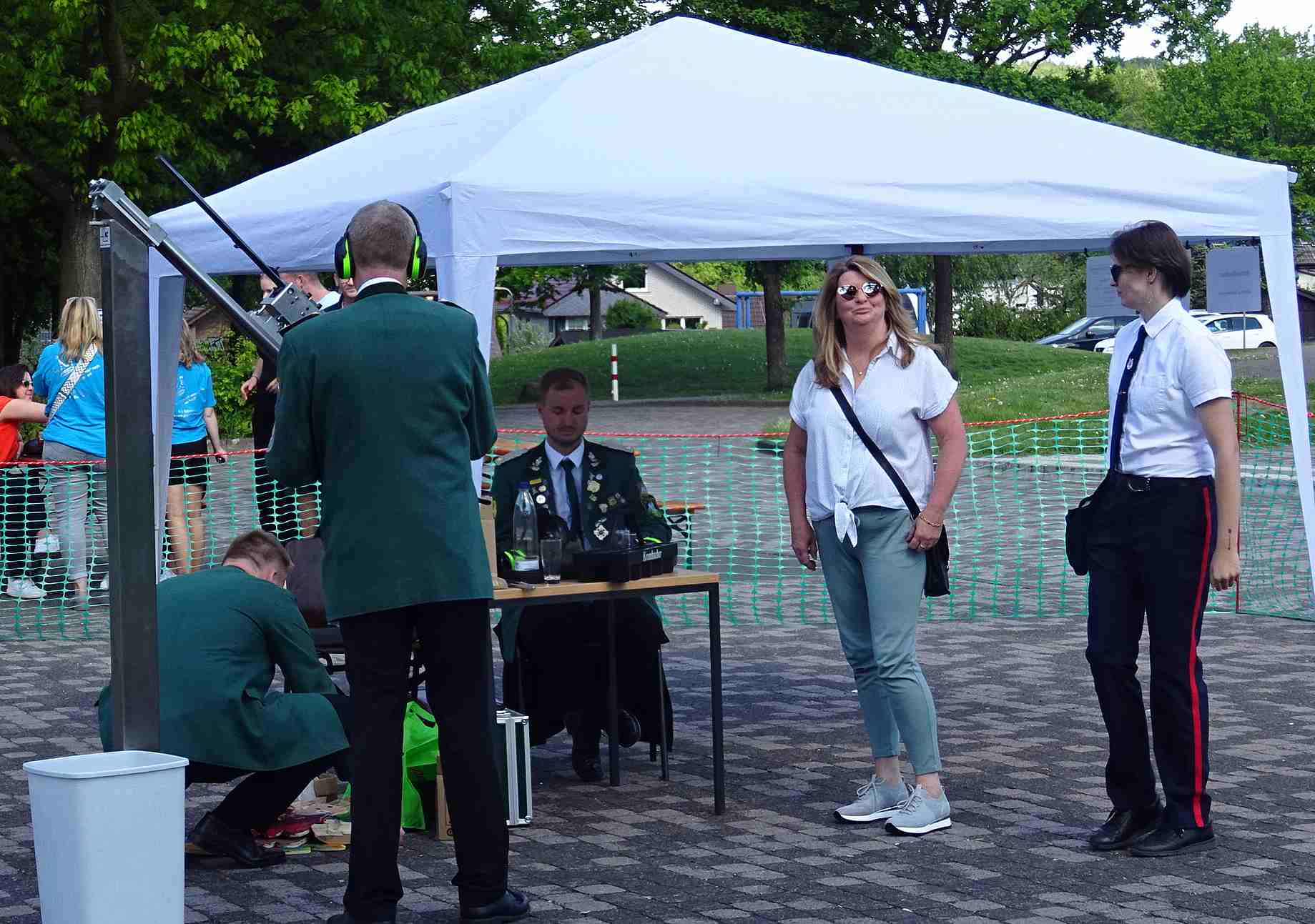K Frauen Schiessen Interent