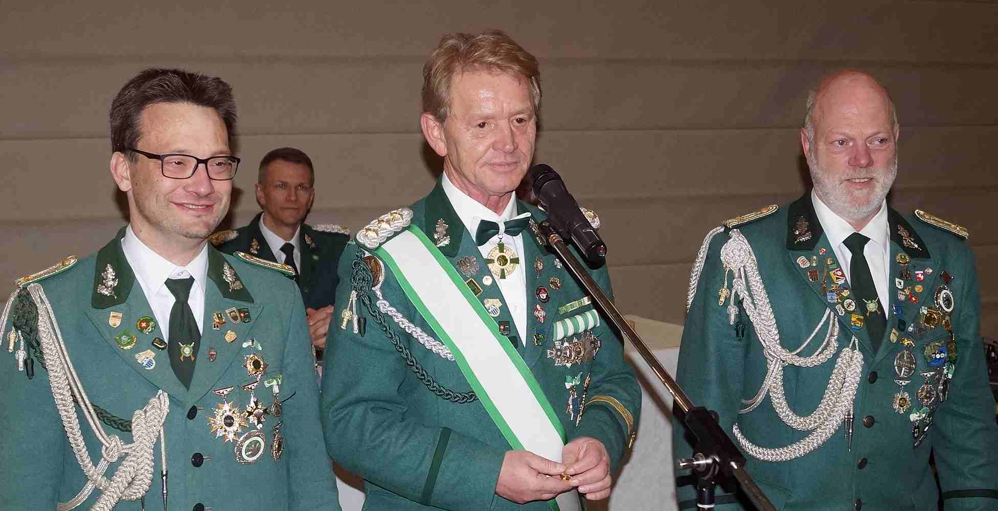 J Adjutanten Internt