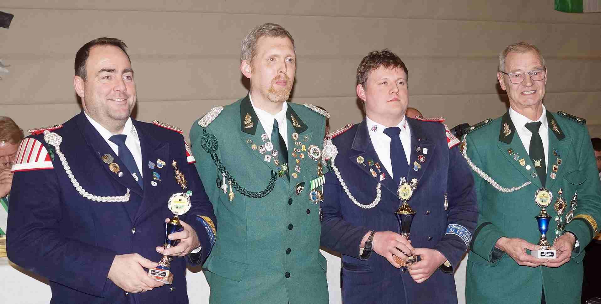 J Bruderschiessen Intentt