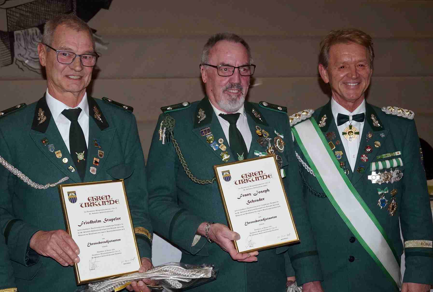 J Ehrenadjutanten JRB.jpgIntent